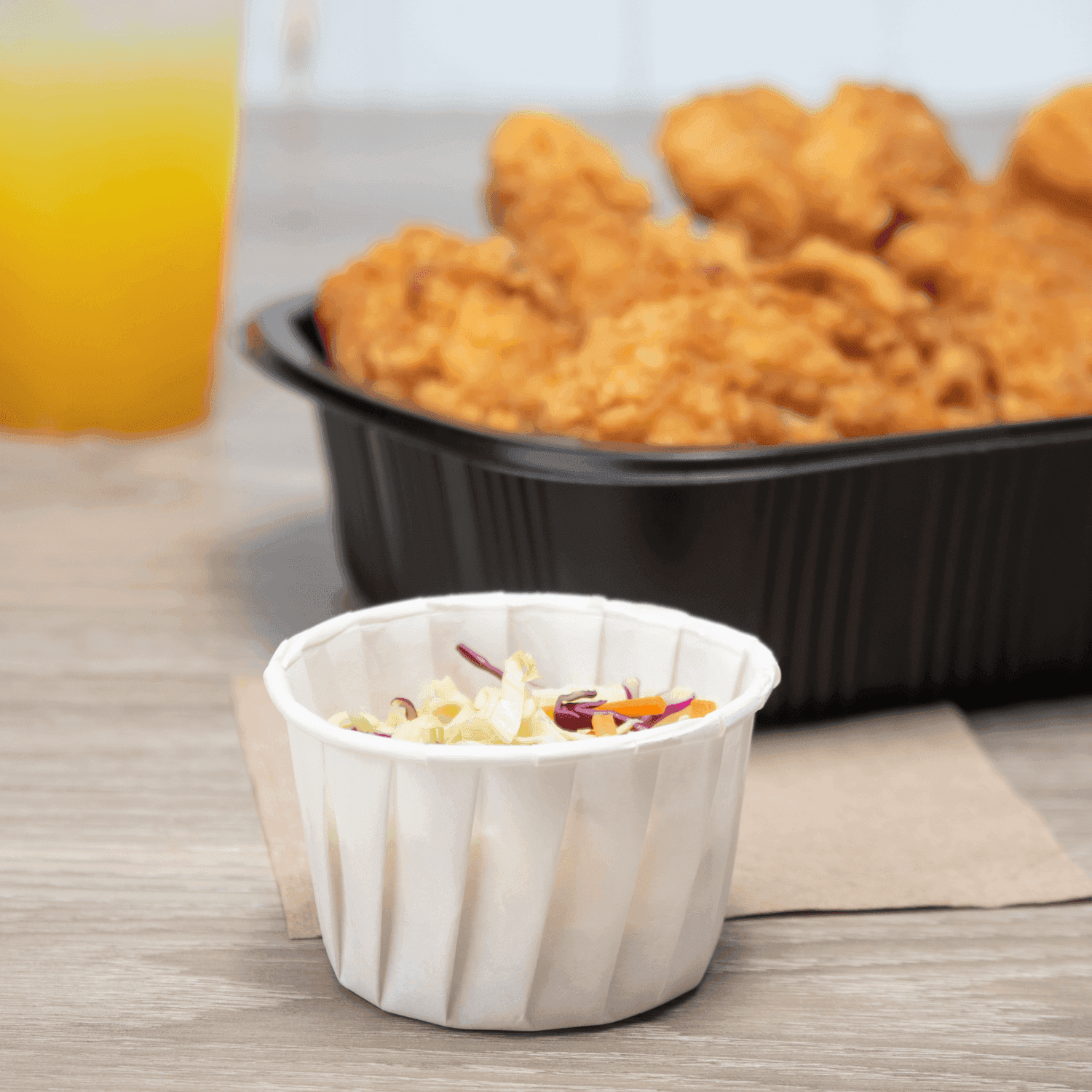 Paper serving outlet cups