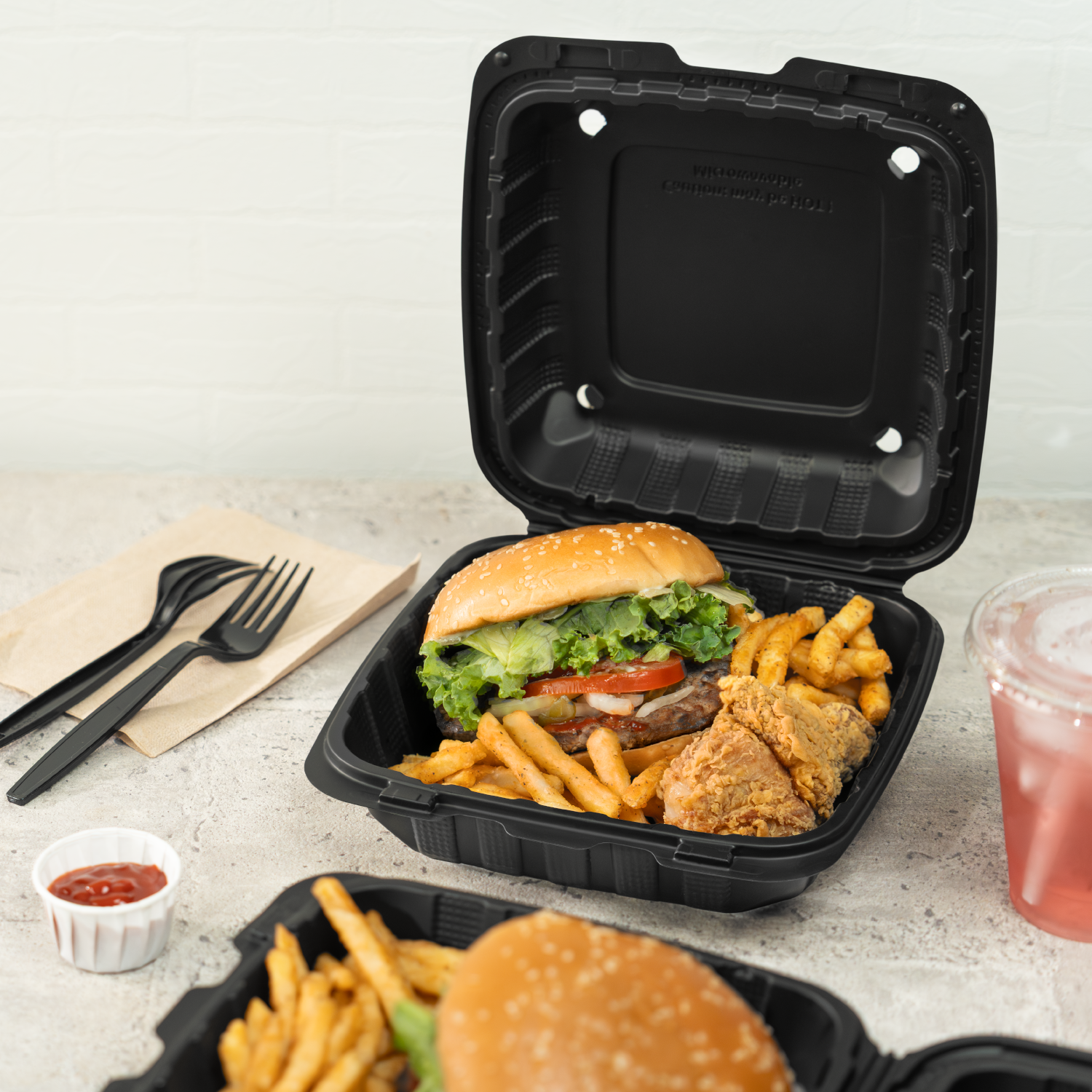 Karat Earth 8" x 8" Mineral Filled PP Hinged Container, Black - 200 pcs