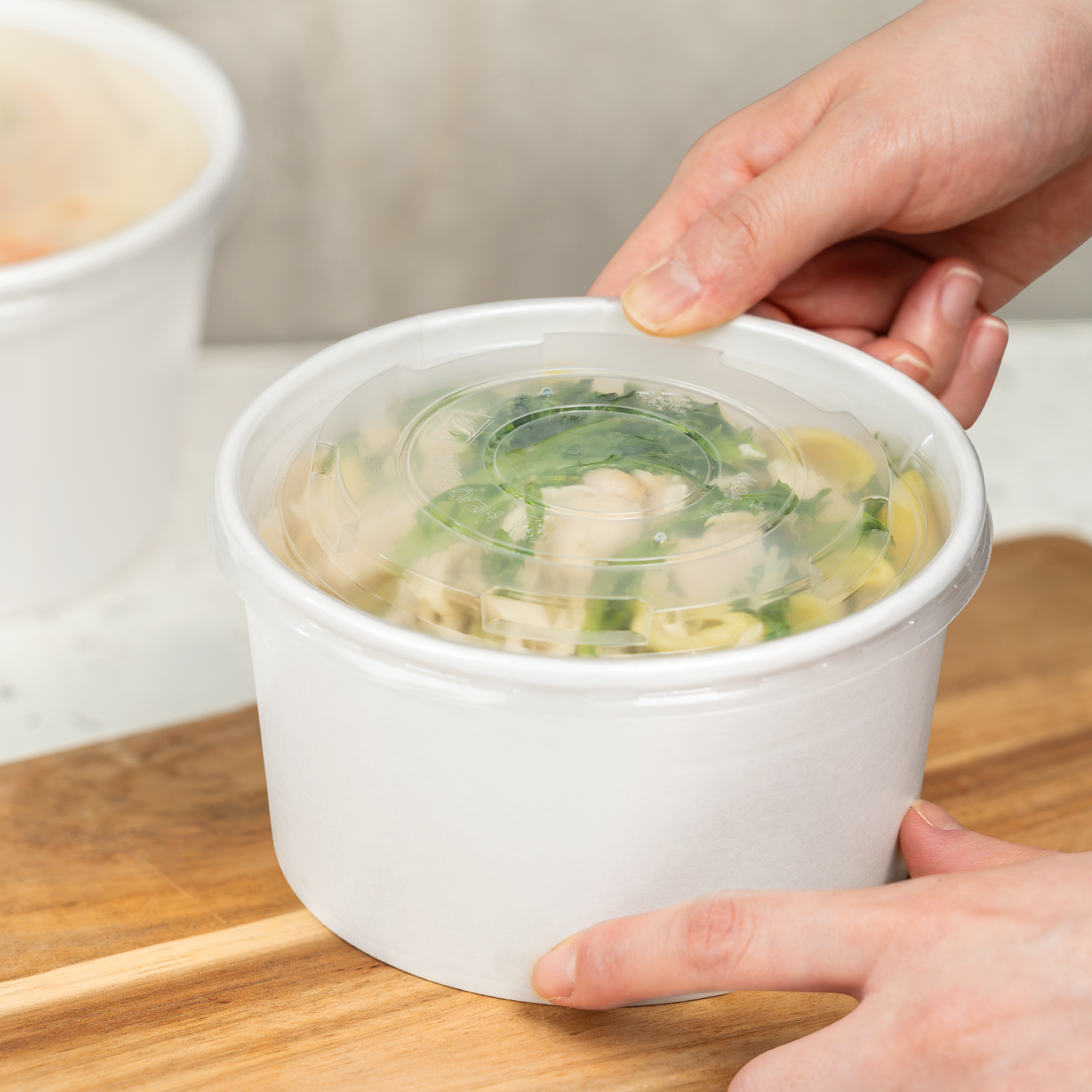 [600 ct] 24-32 oz Plastic Food Container Lids | PP | 142 mm