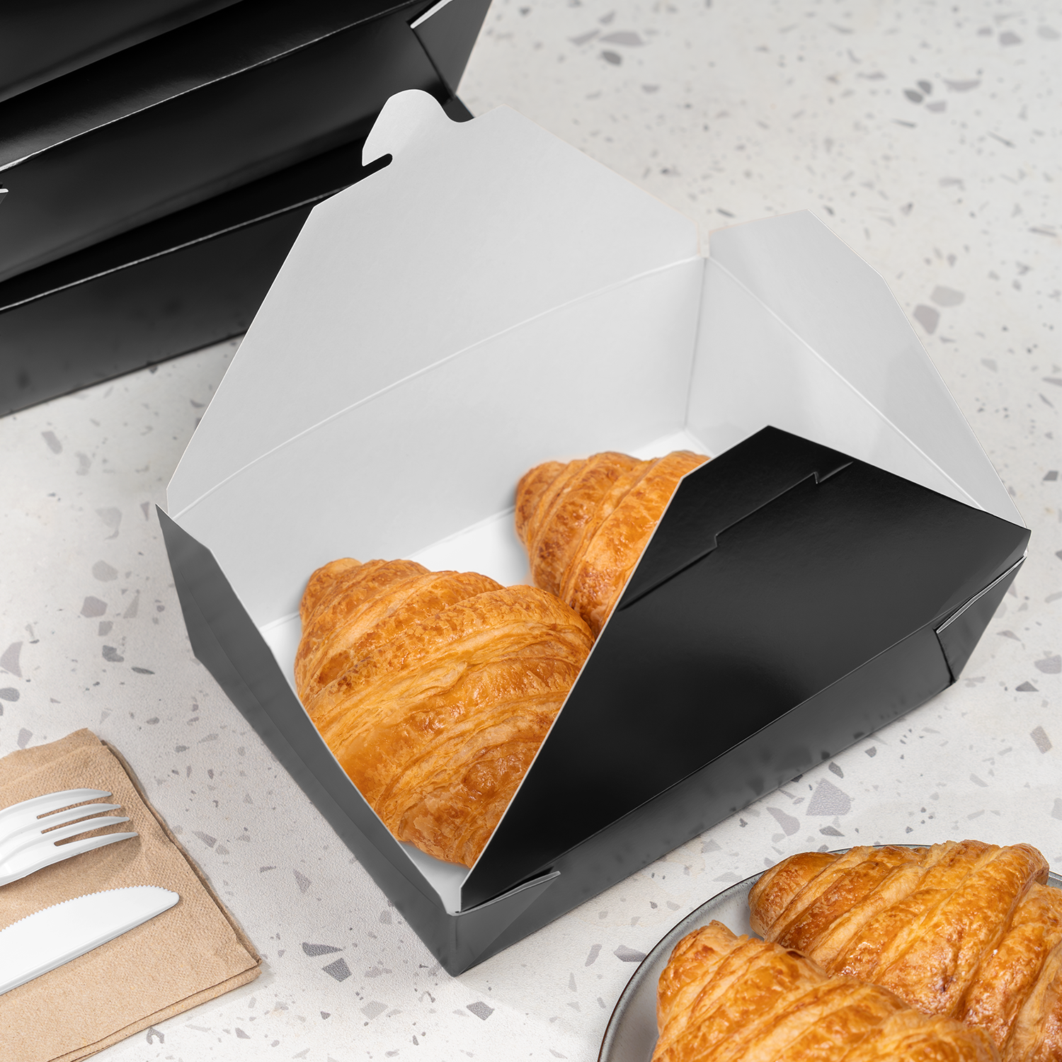 [200 ct] Paper Fold To-Go Containers | 76 fl oz | Black