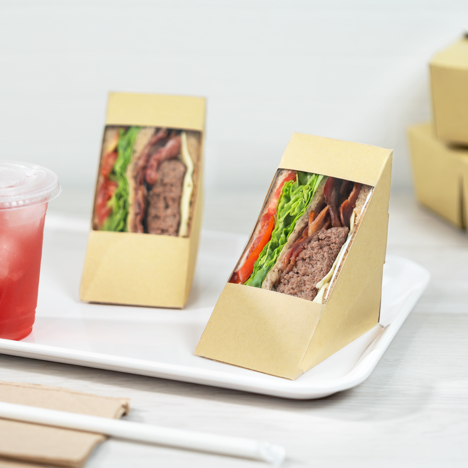 [500 ct] 19oz Paper Sandwich Wedge Container with Window, Kraft