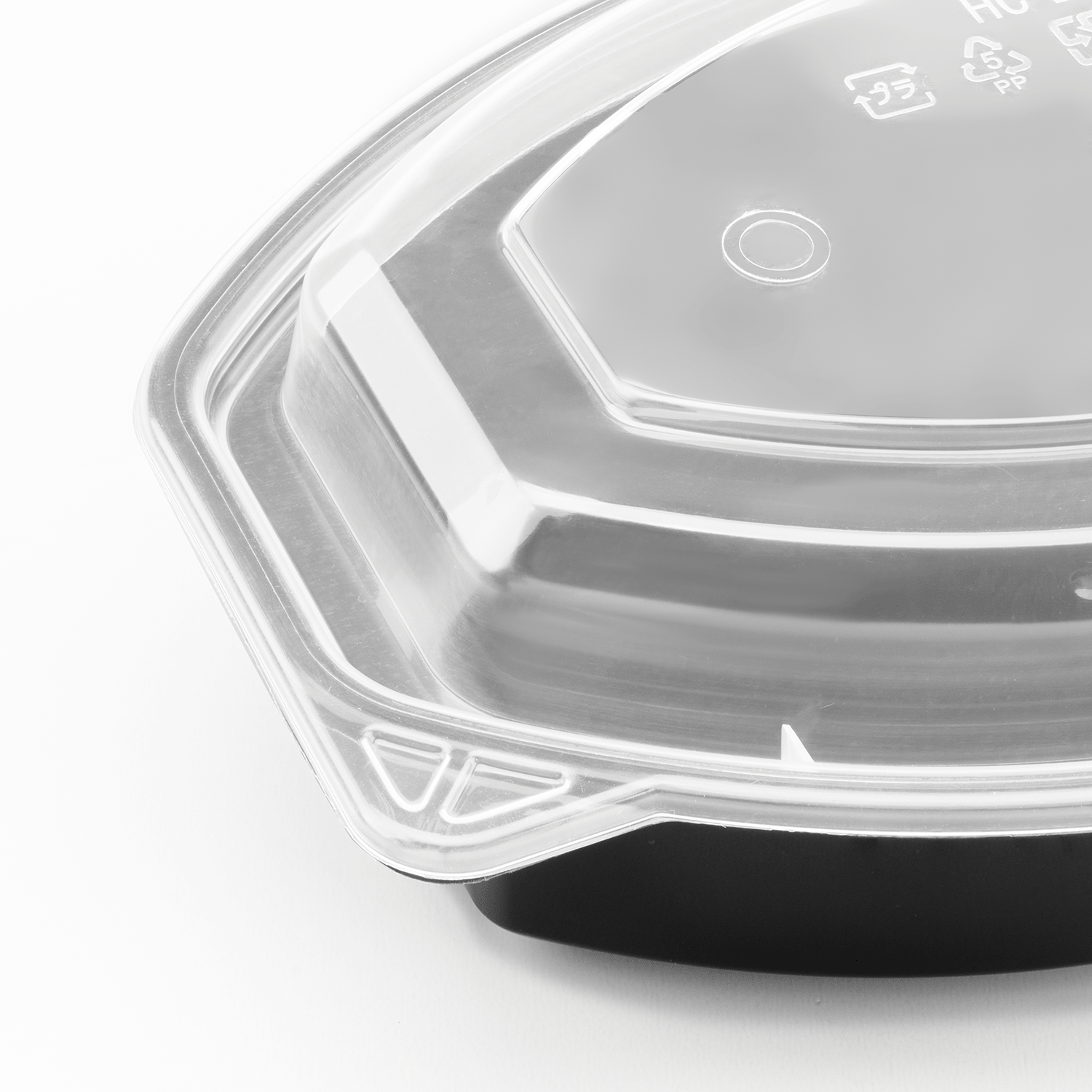 16oz PP Microwaveable Oval Food Container with Clear Lid, Black - 150 sets