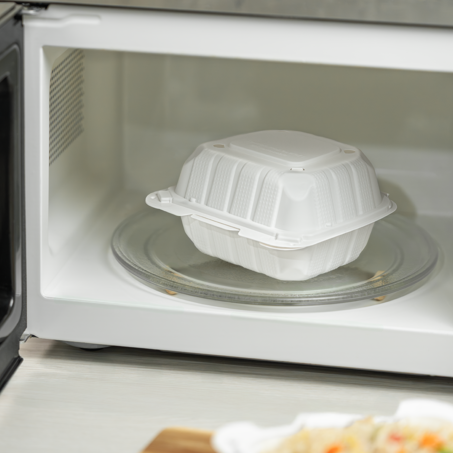 Karat Earth 6" x 6" Mineral Filled PP Hinged Container, White - 400 pcs