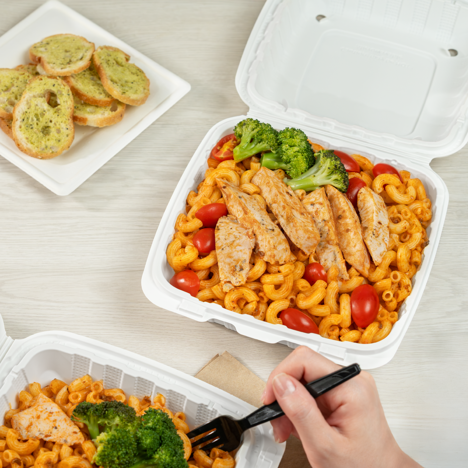 Karat Earth 8" x 8" Mineral Filled PP Hinged Container, White - 200 pcs