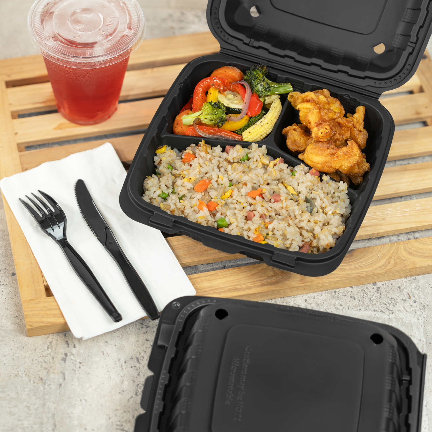 Karat Earth 8" x 8" Mineral Filled PP Hinged Container, Black, 3 compartments - 200 pcs