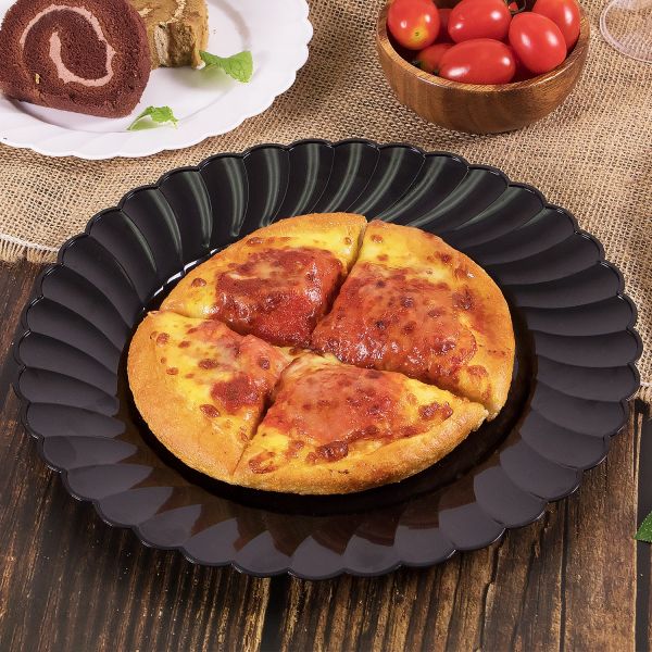 Blck Karat 10.25" PS Plastic Scalloped Plate with pizza on it