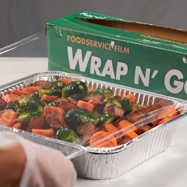 18 X 2000 WRAP N GO Foodservice Film With Serrated Cutter 1 Roll 18 x 2000 wrap n go foodservice film with serrated cutter 1 roll