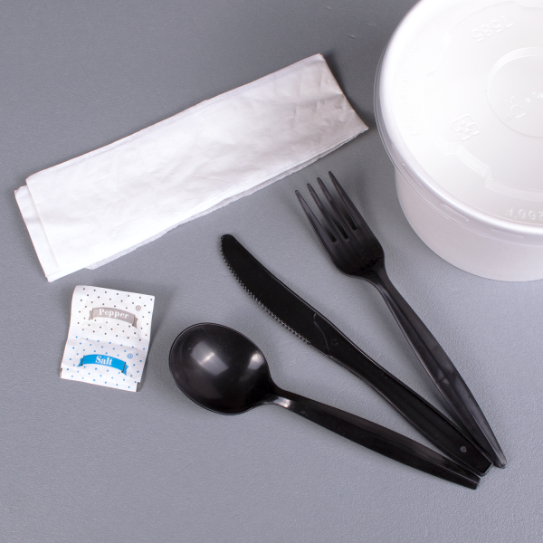 PP Plastic Medium-Heavy Weight Cutlery Kits with Salt and Pepper, Black - 250 kits